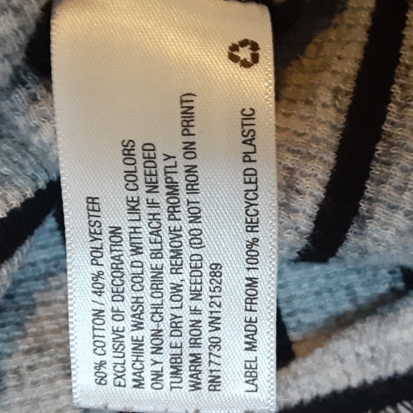 MOSSIMO SUPPLY CO GRAY AND BLACK STRIPED TOP,  SIZE XL - Picture 6 of 6